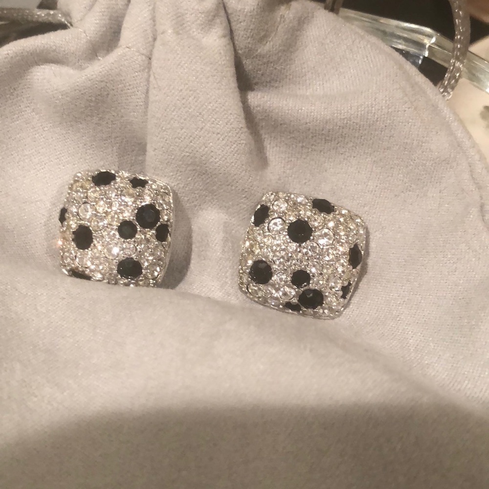 Black and white crystal earrings with snap closure